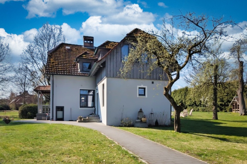 Hausverkauf bei Erbschaft in Hittfeld - Emmelndorf mit Makler